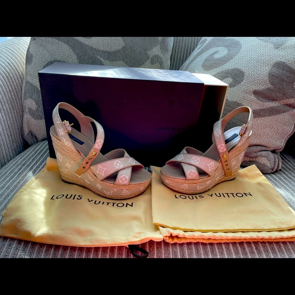 Louis Vuitton wedges